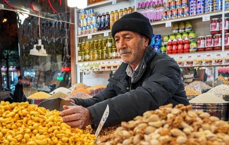 برگزاری جشنواره فروش فوق‌العاده اصناف ویژه شب یلدا