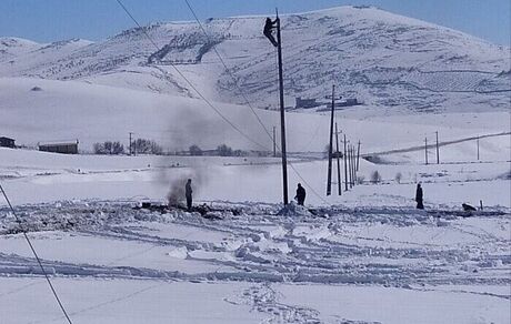 بارش شدید برف و باران، برق ۱۷۵ روستای الیگودرز را قطع کرد