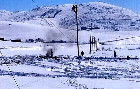 بارش شدید برف و باران، برق ۱۷۵ روستای الیگودرز را قطع کرد