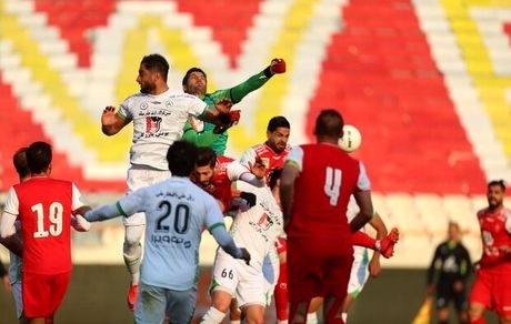 پرسپولیس به سزای «بد» بودنش رسید/ سرخ‌ها یک نیمه در خواب بودن!