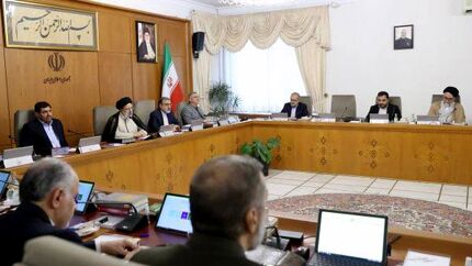 رئیس جمهور دستور پیگیری دلایل افزایش قیمت بدون مجوز محصولات پتروشیمی را صادرکرد