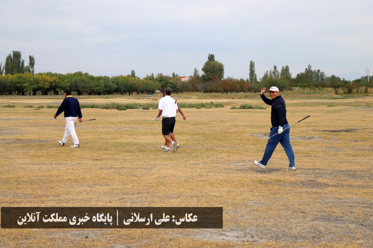 روز نخست جایزه بزرگ گلف