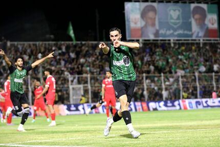 خیبر با شکست پرسپولیس، هاشمیان را وارد بحران کرد