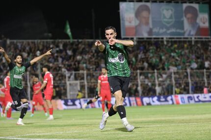 خیبر با شکست پرسپولیس، هاشمیان را وارد بحران کرد