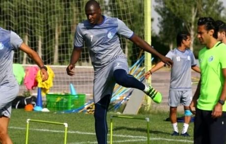 تمرین استقلال زیر نظر فرهاد مجیدی برگزار شد