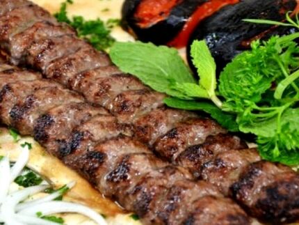ثبت طولانی‌ترین کباب ایران در اولین جشنواره جامع غذاهای محلی یزد