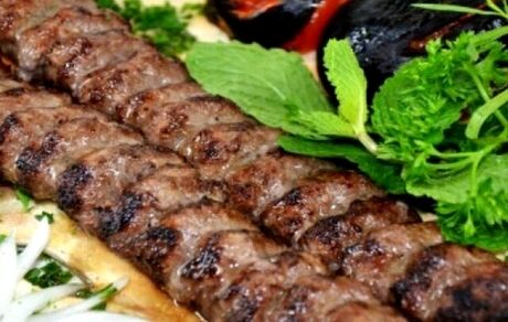 ثبت طولانی‌ترین کباب ایران در اولین جشنواره جامع غذاهای محلی یزد