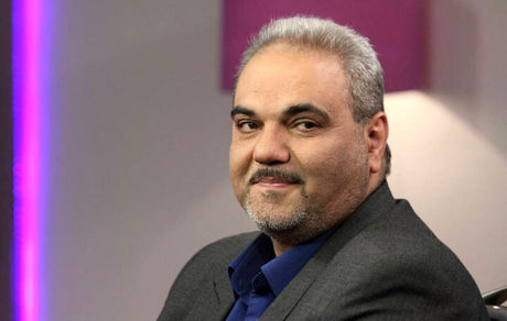 ویدیو | جواد خیابانی و بی‌اطلاعی از دلیل آتش‌بازی‌های اطراف نیوکمپ