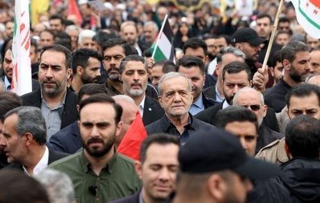 انتقاد رئیس جمهور از سکوت مدعیان حقوق بشر و سیاستمداران در برابر جنایات رژیم اشغالگر قدس
