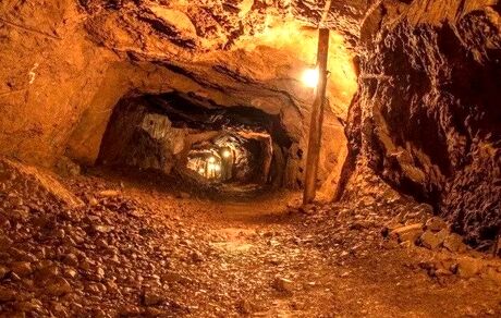 کارگر ۲۸ ساله در معدن سنگ شجر شهرستان زیرکوه جان باخت