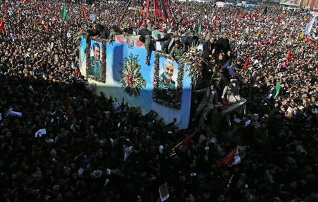 شکوه وداع آخر با سردار