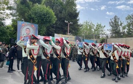 تشییع پیکر سه شهید انتظامی کلانتری نارمک تهران