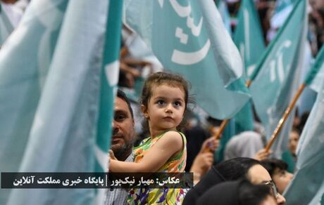 استقبال پرشور مردم ارومیه از مسعود پزشکیان + نامزد ریاست جمهوری چه گفت؟