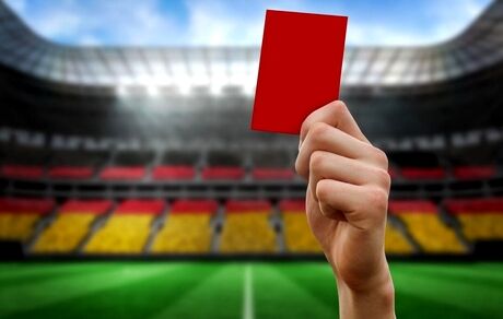 داوران زن می‌توانند بازی‌های پایه را قضاوت کنند