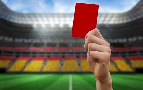 داوران زن می‌توانند بازی‌های پایه را قضاوت کنند