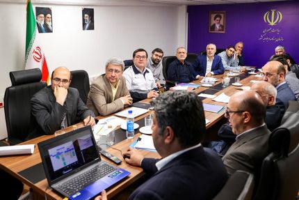 رئیس جمهور: ملت ایران در برابر دشمن هرگز سر خم نخواهد کرد / بدنبال احقاق حقوق ملت ایران هستیم نه تسلیم و عقب نشینی