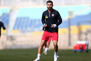 باشگاه پرسپولیس حضور هافبک جوان خود در تمرینات را منع کرد