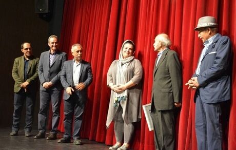 نشان درجه یک هنری به سعید پورصمیمی اعطا شد