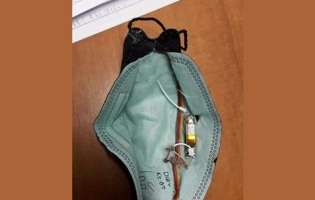 شیوه عجیب تقلب دانش آموز تبریزی / عکس