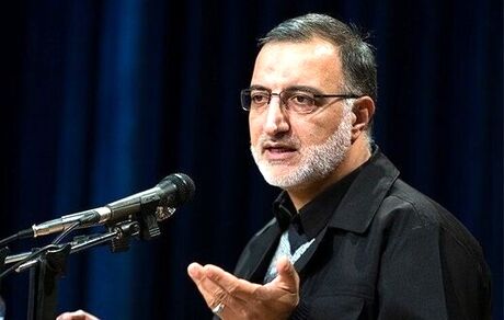 ادعای توئیتری زاکانی: اکبر طبری در گروهک منافقین فعالیت می‌کرد
