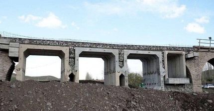 تهیه و تدوین پرونده ثبت ملی پل B1 کرج به‌عنوان مکان رویداد ملی