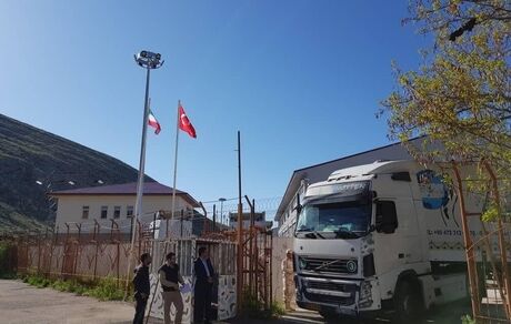 محموله حدود ۹۶ تنی لوازم پزشکی از آلمان وارد کشور شد