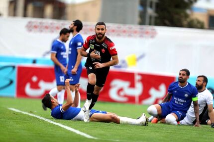 پرسپولیس با گل‌باران گل‌گهر، قهرمان نیم‌فصل شد / پارتی گل و قهرمانی سرخ‌ها در ورزشگاه تازه تاسیس
