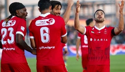 پرسپولیس با اوسمار، استقلال خوزستان بدون تمرین را در هم کوبید و مدعی شد