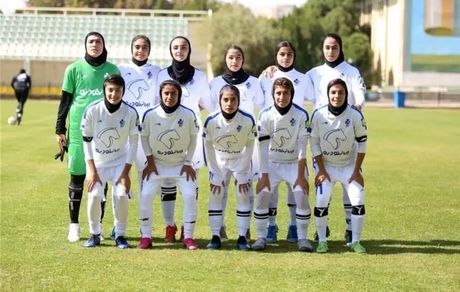 پیکان در لیگ برتر فوتبال زنان تیم‌داری می‌کند