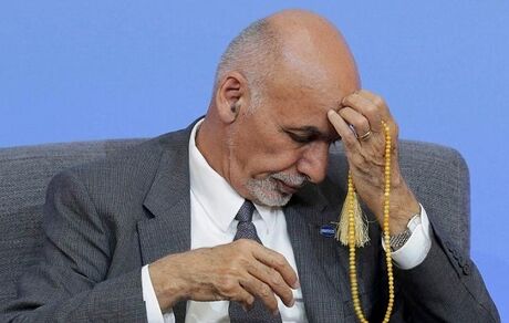 رئیس‌جمهور فراری افغانستان از مردم این کشور عذرخواهی کرد