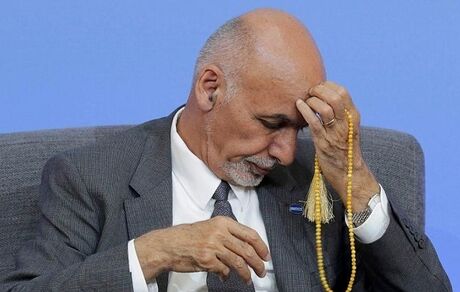 رئیس‌جمهور فراری افغانستان از مردم این کشور عذرخواهی کرد