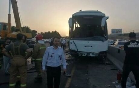 زخمی شدن ۳۸ نفر در حادثه اتوبوس دانش آموزان تهرانی