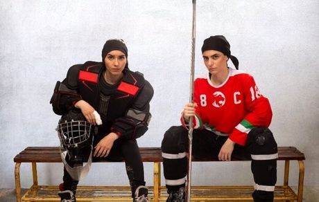 صعود دختران قهرمان هاکی ایران به قله‌های سینمای مستند