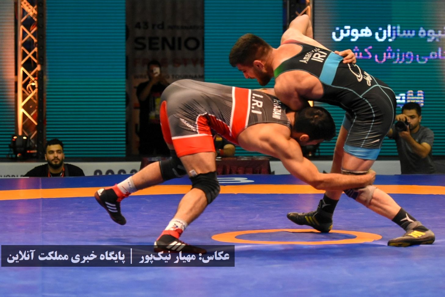 کشتی آزاد جام تختی در ارومیه از لنز دوربین