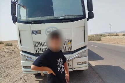 توقیف یک کشنده با رانندگی یک نوجوان ۱۵ ساله