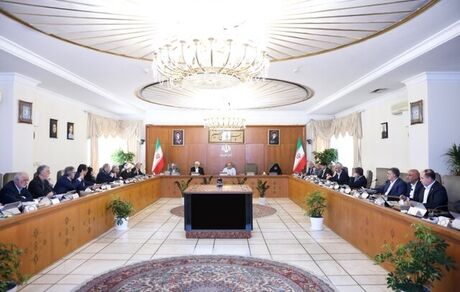رئیس جمهور: سرنوشت کل دانشگاه‌ها و صدها هزار دانشجو نباید تحت تأثیر اقدامات تعداد معدودی قرار گیرد