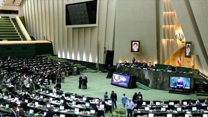 فراهم‌شدن امکان ثبت‌نام هیات رئیسه مجلس در انتخابات ریاست جمهوری بدون استعفا