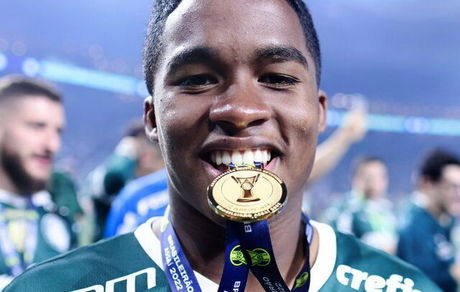 رئال مادرید با یک بازیکن ۱۶ ساله قرارداد امضا کرد