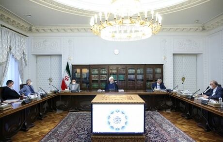 روحانی: اگر در جهش تولید هم مانند کرونا متحد و یکپارچه عمل کنیم موفق خواهیم بود