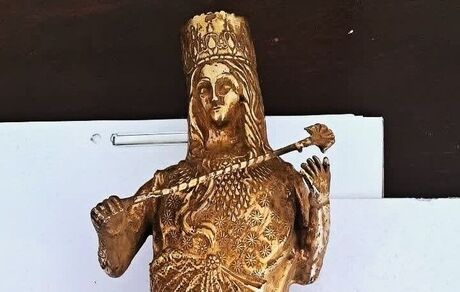  کشف و ضبط یک مجسمه تاریخی شبه طلا در شهرستان مراغه