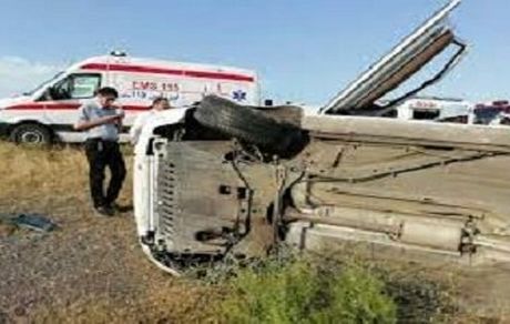 ۱۹ تبعه خارجی در واژگونی خودرو در سراوان مصدوم شدند