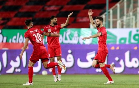 پرسپولیس با شکست تراکتور به یک قدمی قهرمانی رسید