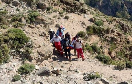 پیدا شدن سه نفر از هفت گم شده منطقه برفگیر ارتفاعات دنا