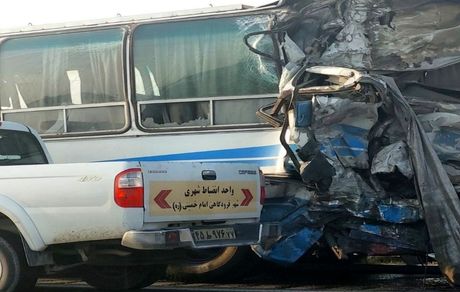 آمار تلفات حادثه تصادف اتوبوس در فرودگاه امام به یک کشته و ۴۸ مصدوم رسید
