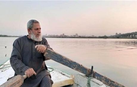 صیادی که 35 سال رود نیل را در جستجوی مردگان پارو زد!