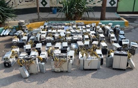 ماینرهای غیرمجاز از یک دامپروری کشف و توقیف دشند