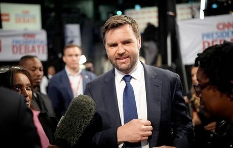 معاون ترامپ: مذاکرات بدون نتیجه ماند / آمریکا با حسن نیت بود ولی ایران شروط را نپذیرفت