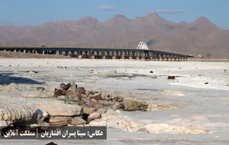 تازه‌ترین عکس ماهواره‌ای از وضعیت وخیم دریاچه ارومیه
