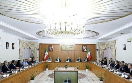 رئیس جمهور: یافتن علت انفجار بندر شهیدرجایی مقدم بر پیدا کردن مقصر حادثه است