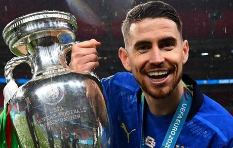  3 قهرمانی در 74 روز ؛ رکورد عالی ستاره ایتالیا در فوتبال